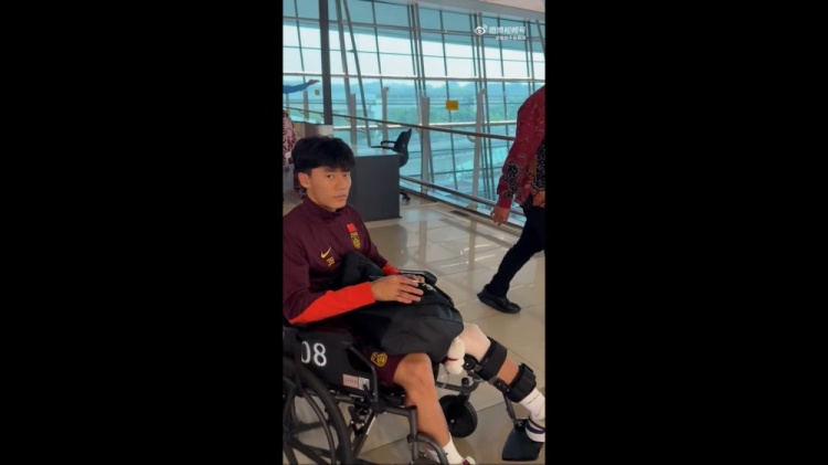 成都蓉城官方：胡荷韜左膝韌帶和半月板疑似損傷，有待進(jìn)一步檢查