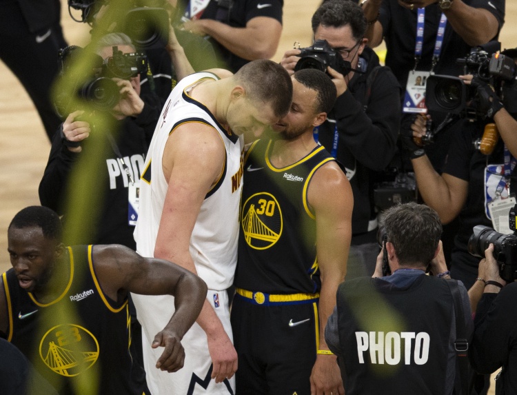 NBA上季BRI未達(dá)預(yù)期??庫(kù)里損失510萬(wàn)聯(lián)盟最多 約基奇&大帝470萬(wàn)