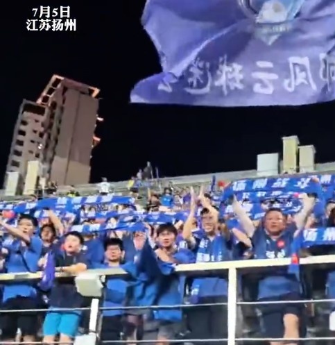 27063人現(xiàn)場(chǎng)觀賽揚(yáng)州vs無(wú)錫，創(chuàng)揚(yáng)州體育賽事的上座率新高