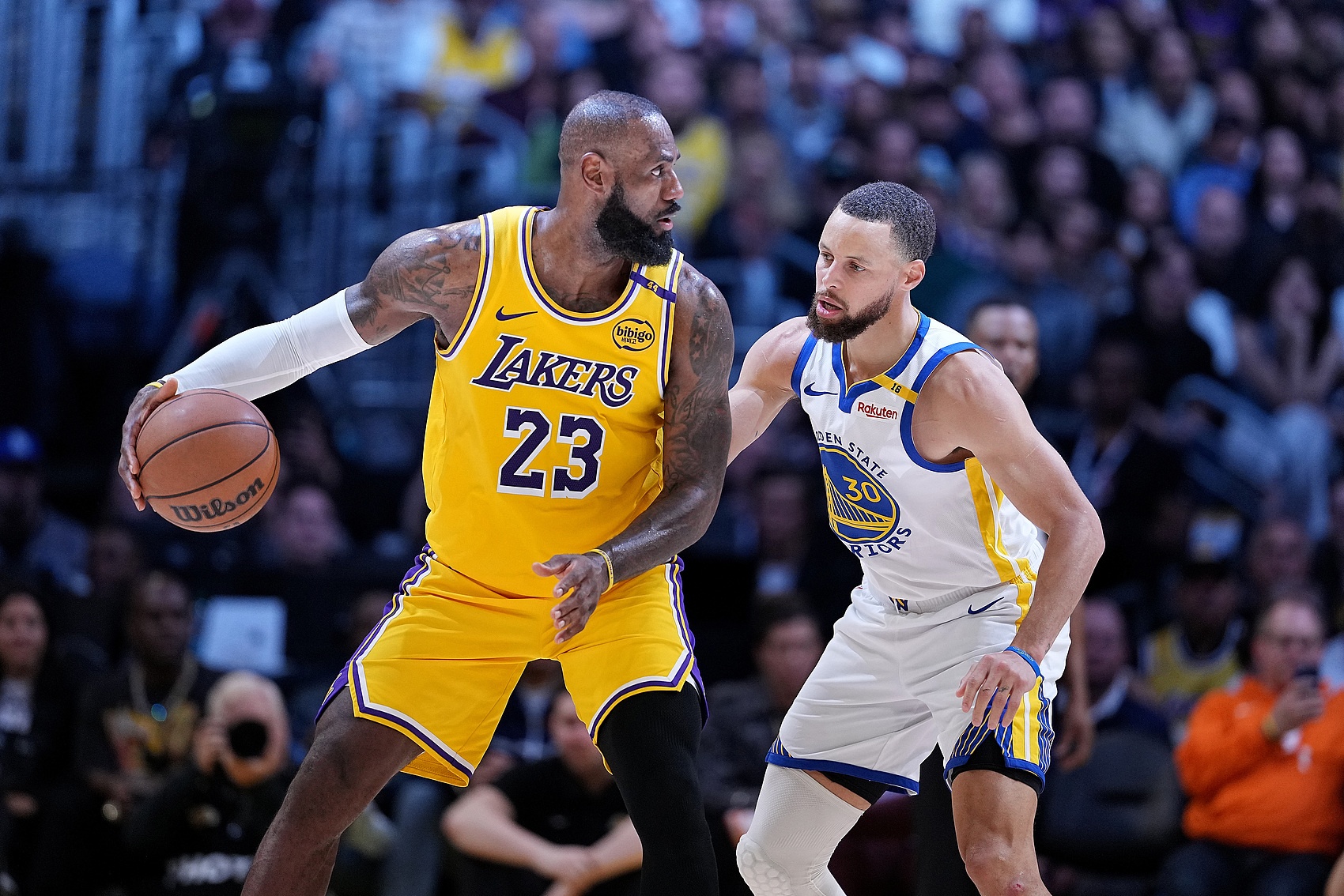 ??NBA新賽季揭幕戰(zhàn)出爐：火箭對戰(zhàn)衛(wèi)冕冠軍 湖勇大戰(zhàn)詹庫對決