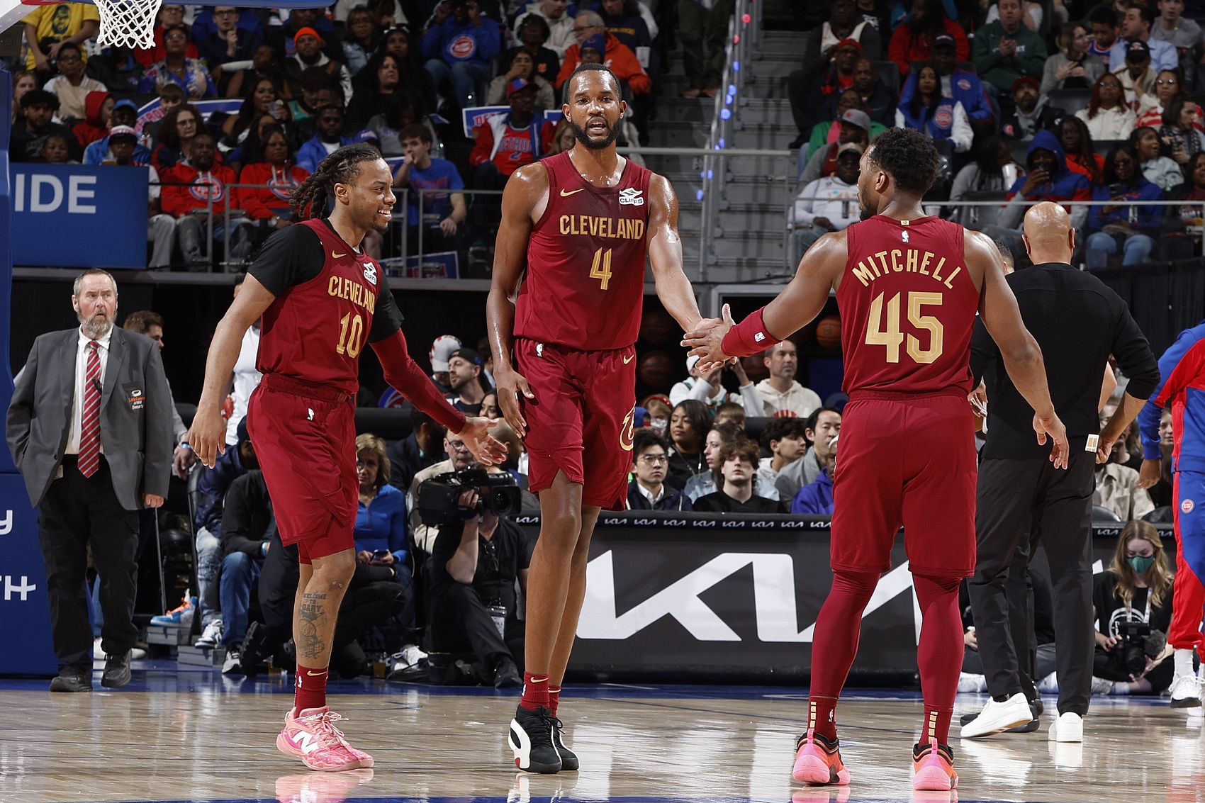 NBA高管：若騎士明年還打不進(jìn)總決賽 就應(yīng)徹底重組陣容