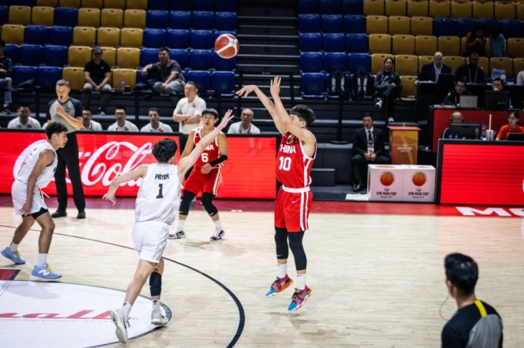 進攻高效！周展鋒16分鐘7中5&三分6中4拿到14分 另有2板3助