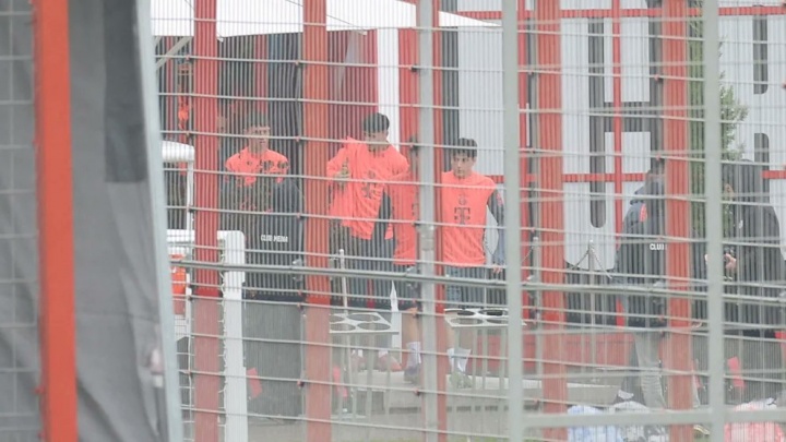 高潛新人！圖片報：金玟哉受傷，拜仁15歲小將帕維奇隨一線隊訓練